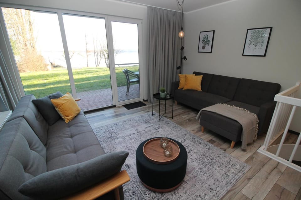 Design-Wohnung am Plöner See Apartment in Plön