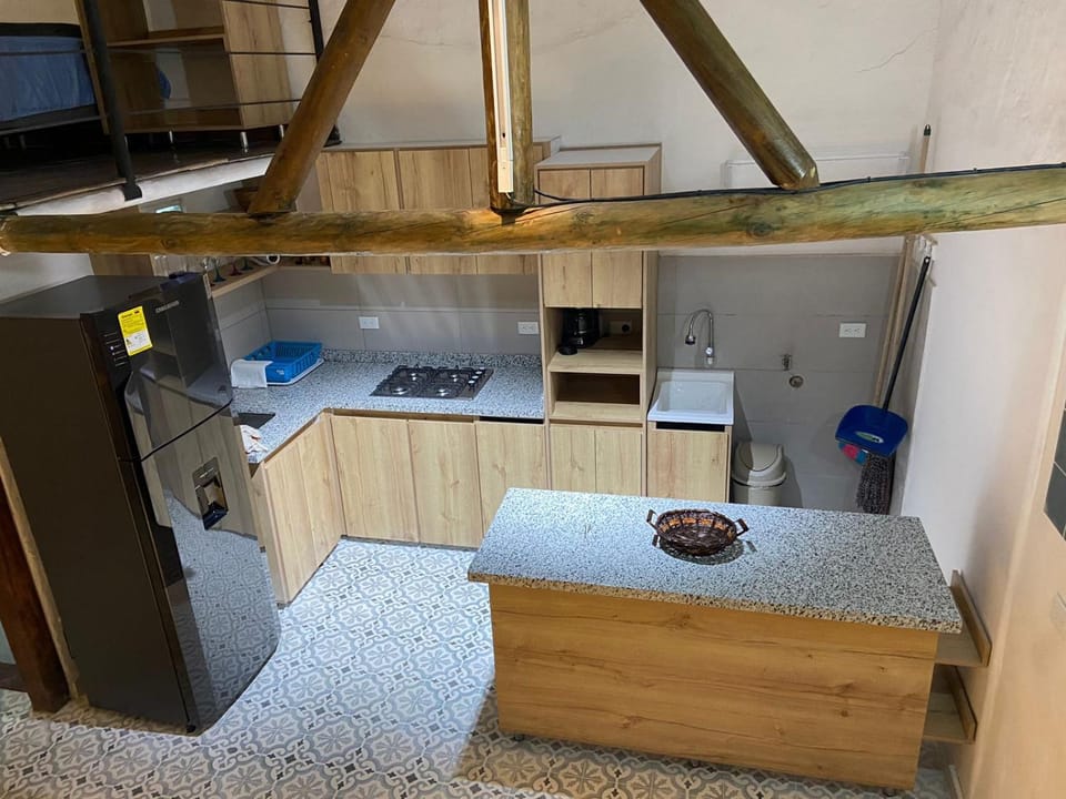 Kitchen or kitchenette, oven