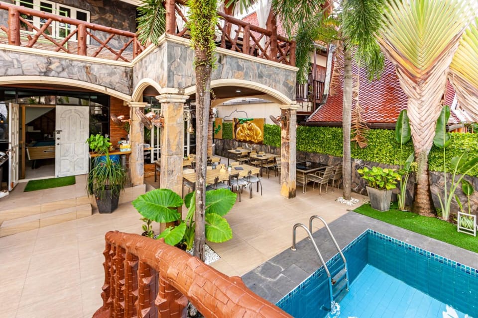 Villa Cologne​ @Nanai Villa Villa in Patong
