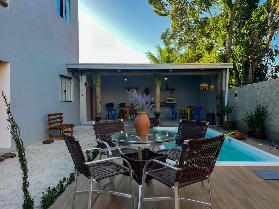 Dining area, Swimming pool, Swimming pool