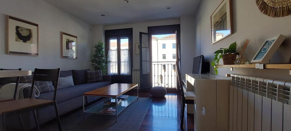 Precioso Apartamento en Cimadevilla Apartment in Gijón