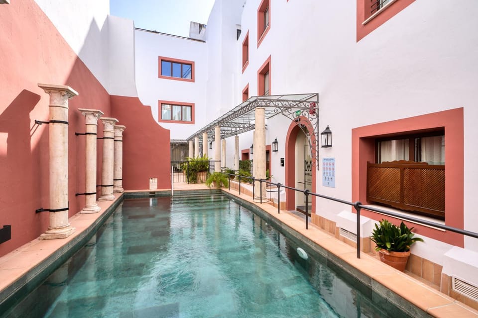 Patio, Swimming pool