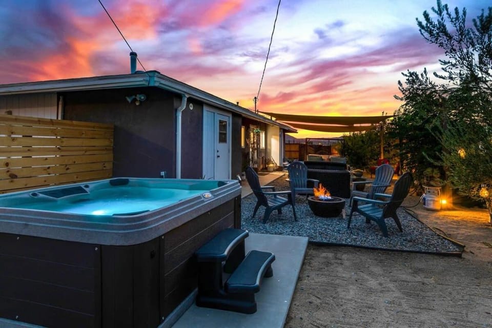 Haven Rock- Secluded Oasis and Sanctuary Gardens House in Joshua Tree