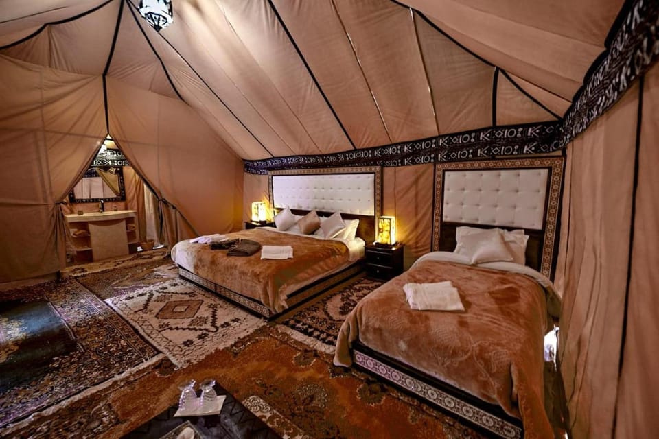 Property building, Bed, Photo of the whole room, Bedroom
