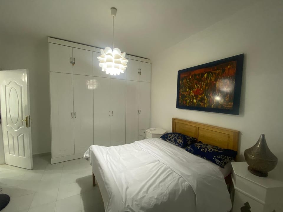 One Bedroom with Balcony WI-FI Downtown Sheraton Plaza 226 Apartment in Hurghada