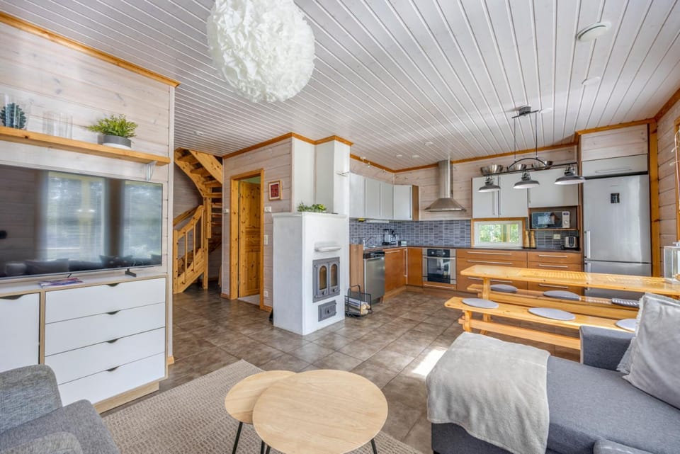 TV and multimedia, fireplace, fireplace, kitchen, kitchen
