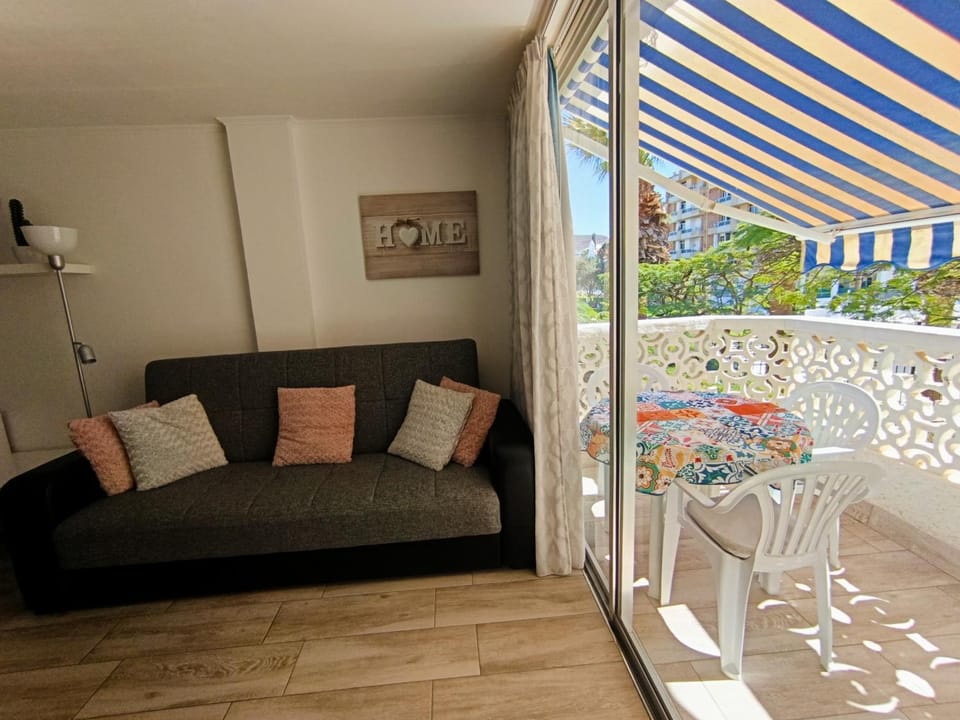 Balcony/Terrace, Living room