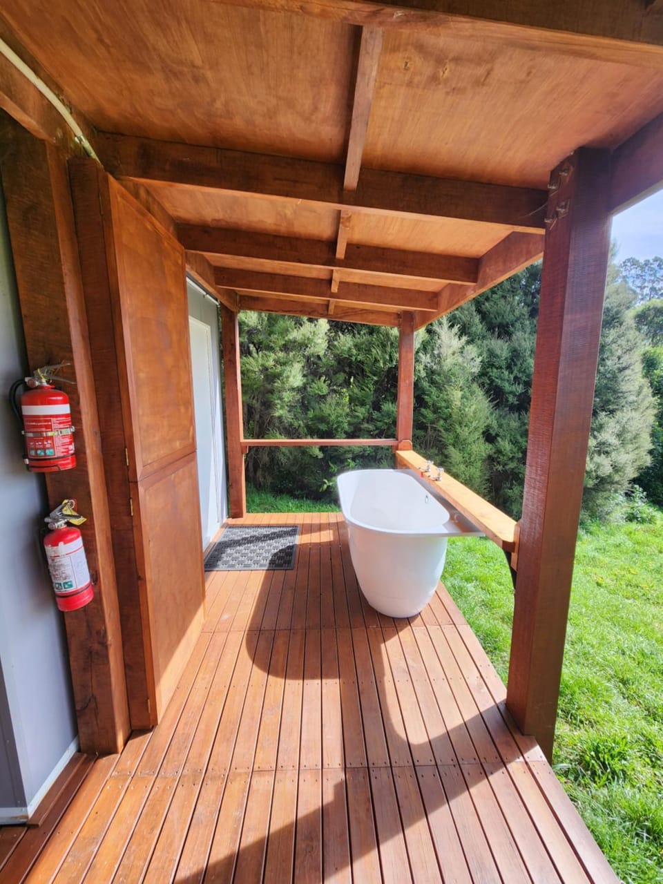 Natural landscape, Garden, Balcony/Terrace, Bath