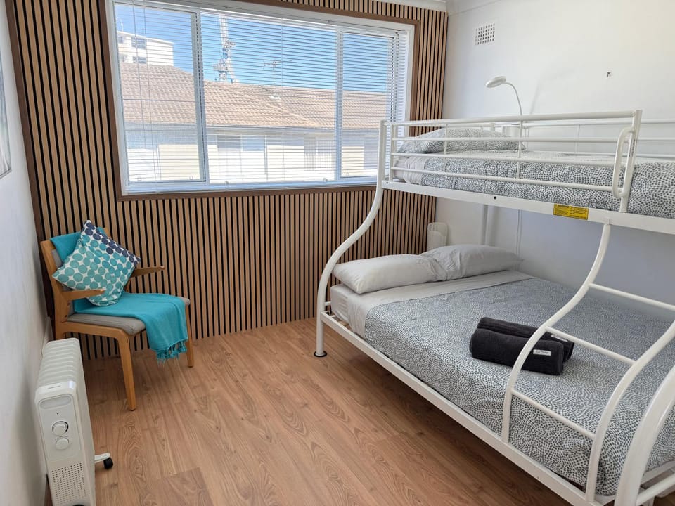Bed, Bedroom, bunk bed