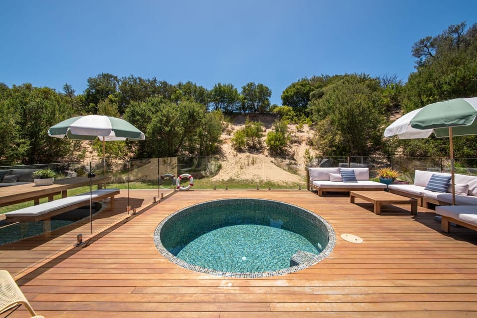 Day, Hot Tub, Swimming pool