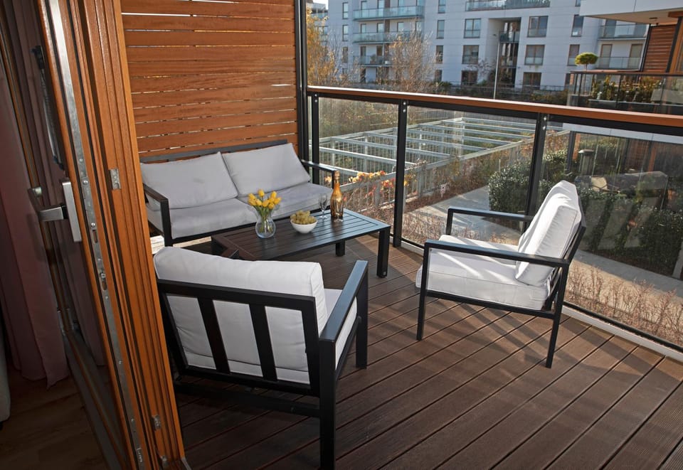 Balcony/Terrace, Garden view