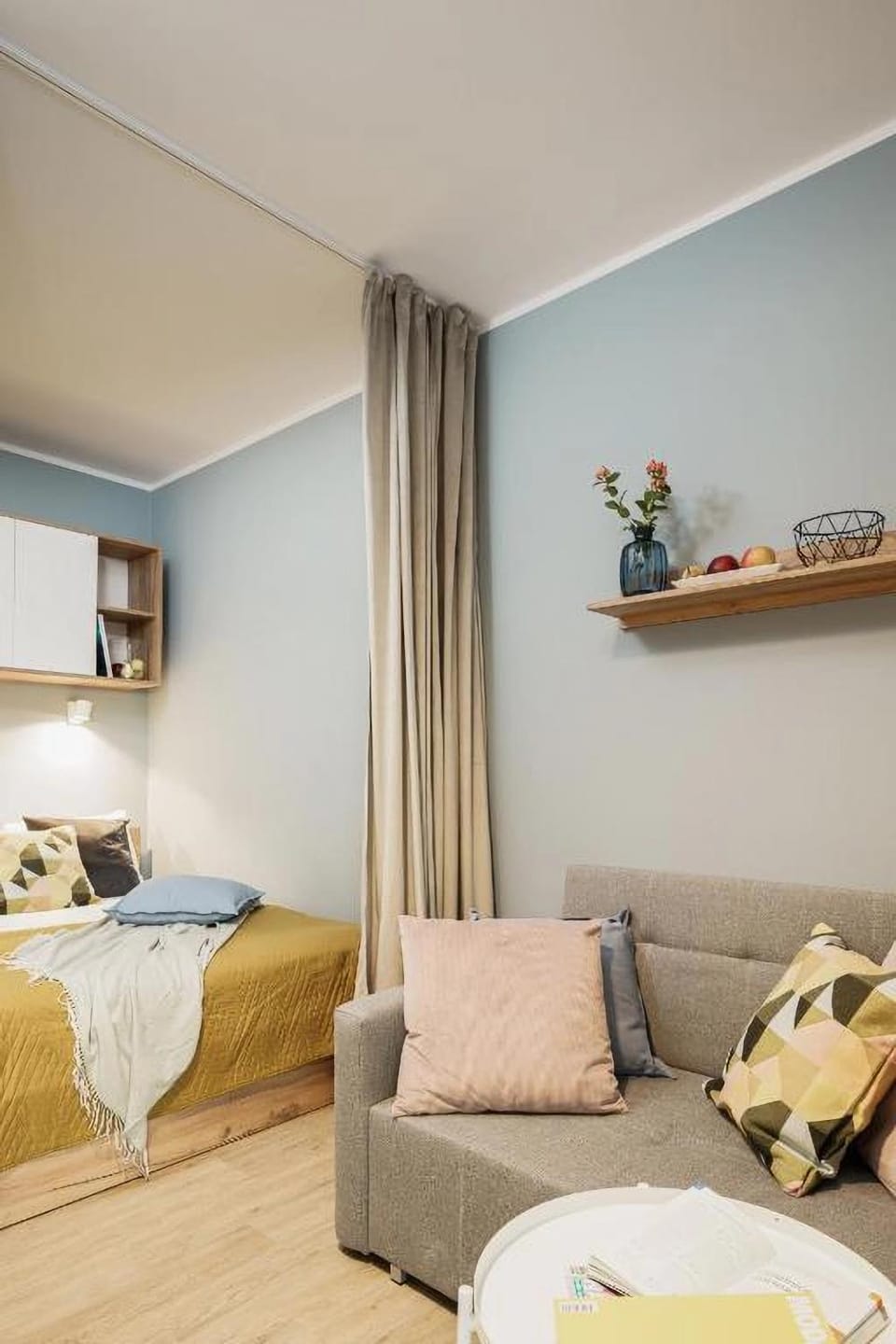 Bed, Photo of the whole room