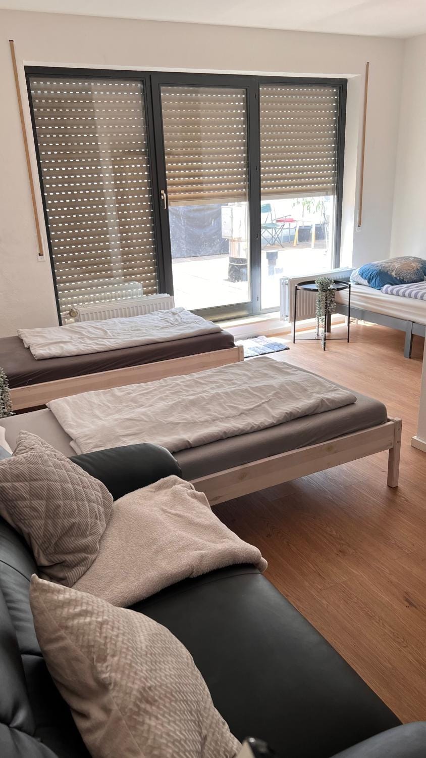 Bed, Living room, Photo of the whole room, Seating area, Bedroom