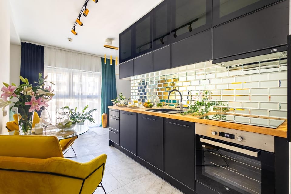 Kitchen or kitchenette, pet friendly, stove