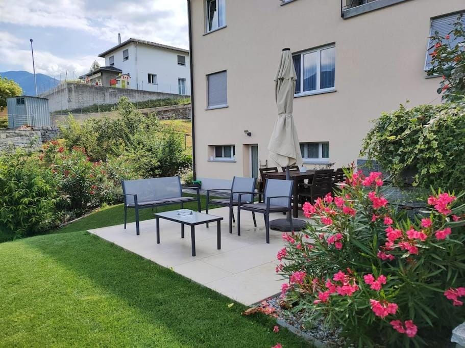 Property building, Patio, Garden, Dining area