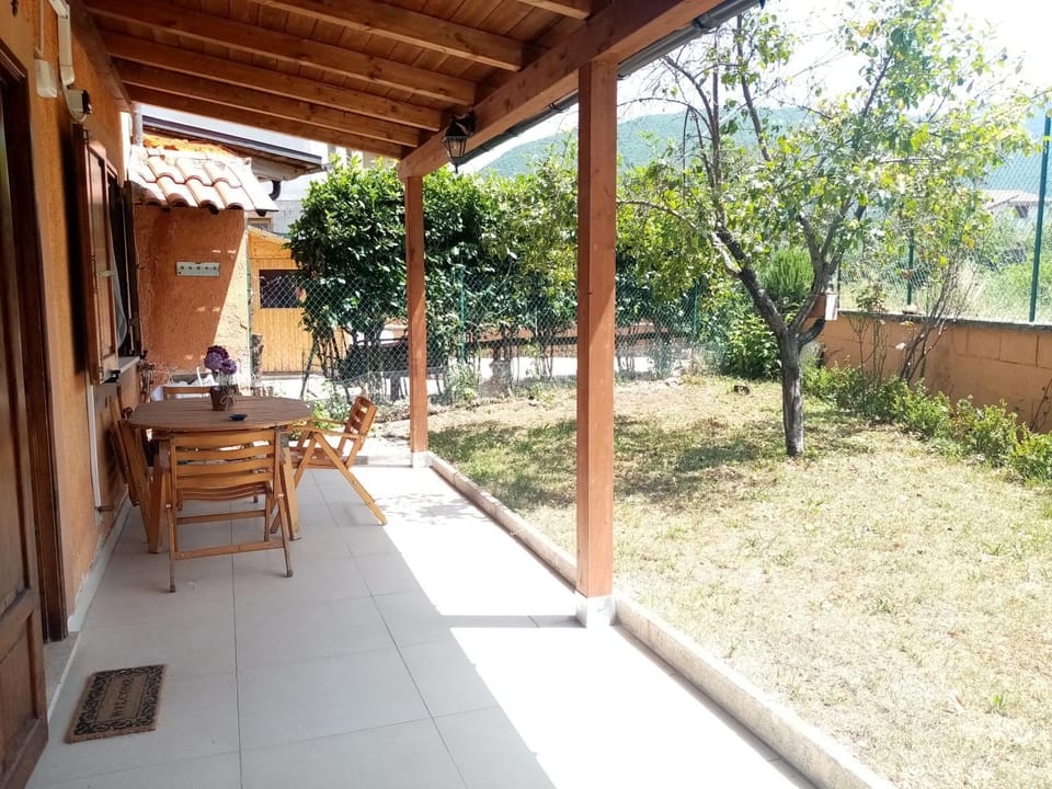Patio, Garden