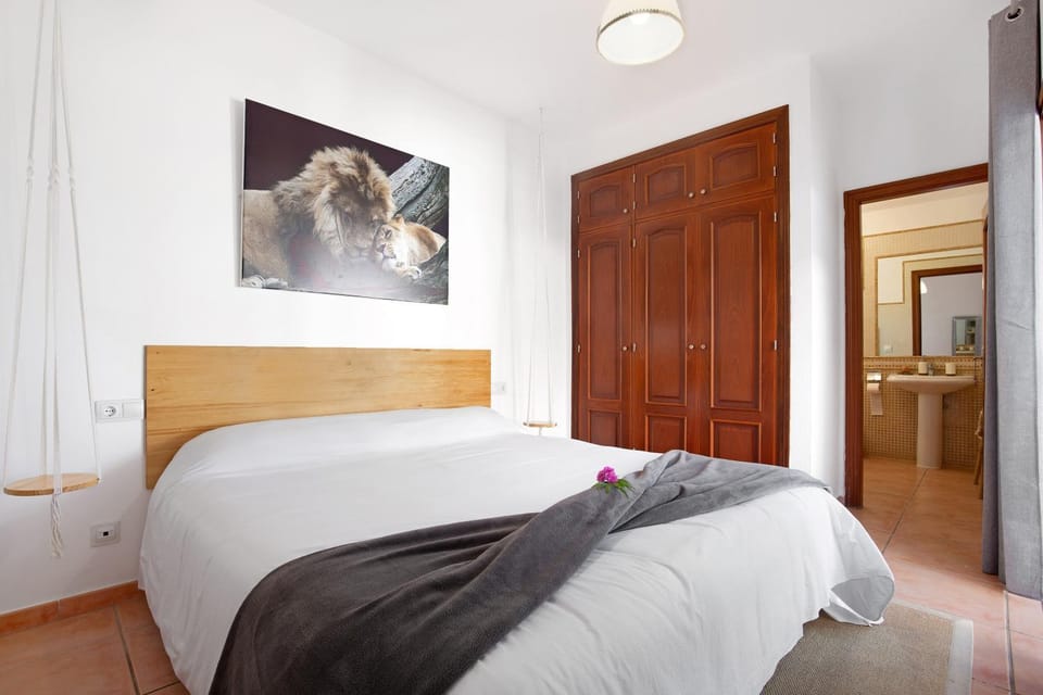 Living room, Bedroom