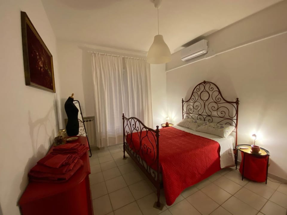 Casa Rosso Melograno Apartment in Liguria