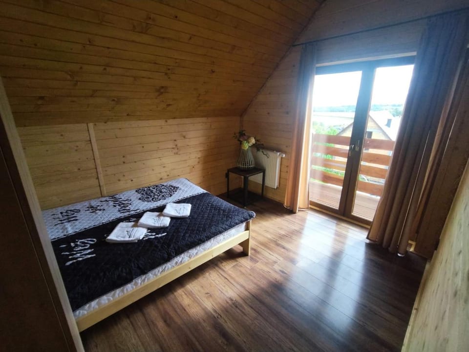 Bed, Photo of the whole room, Bedroom, Mountain view