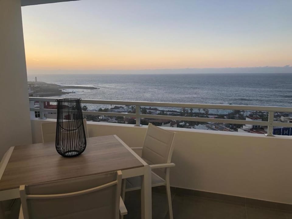 View (from property/room), Balcony/Terrace, Sea view