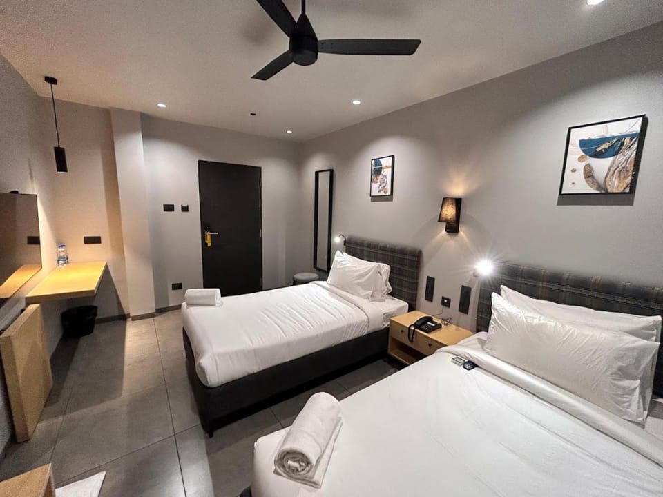 Photo of the whole room, Bedroom