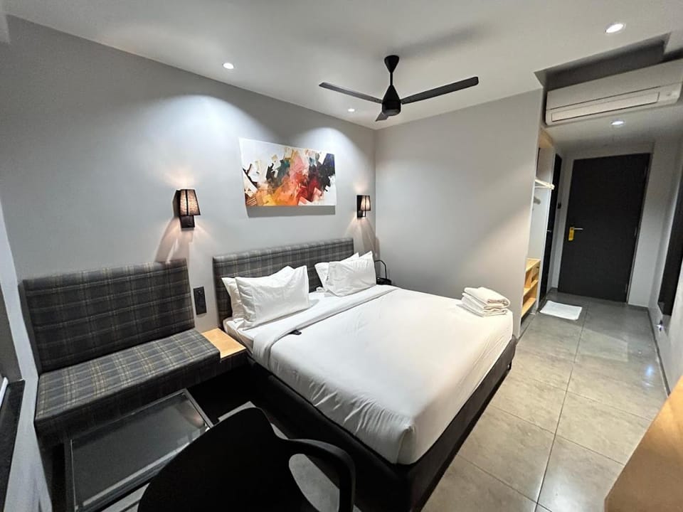 Photo of the whole room