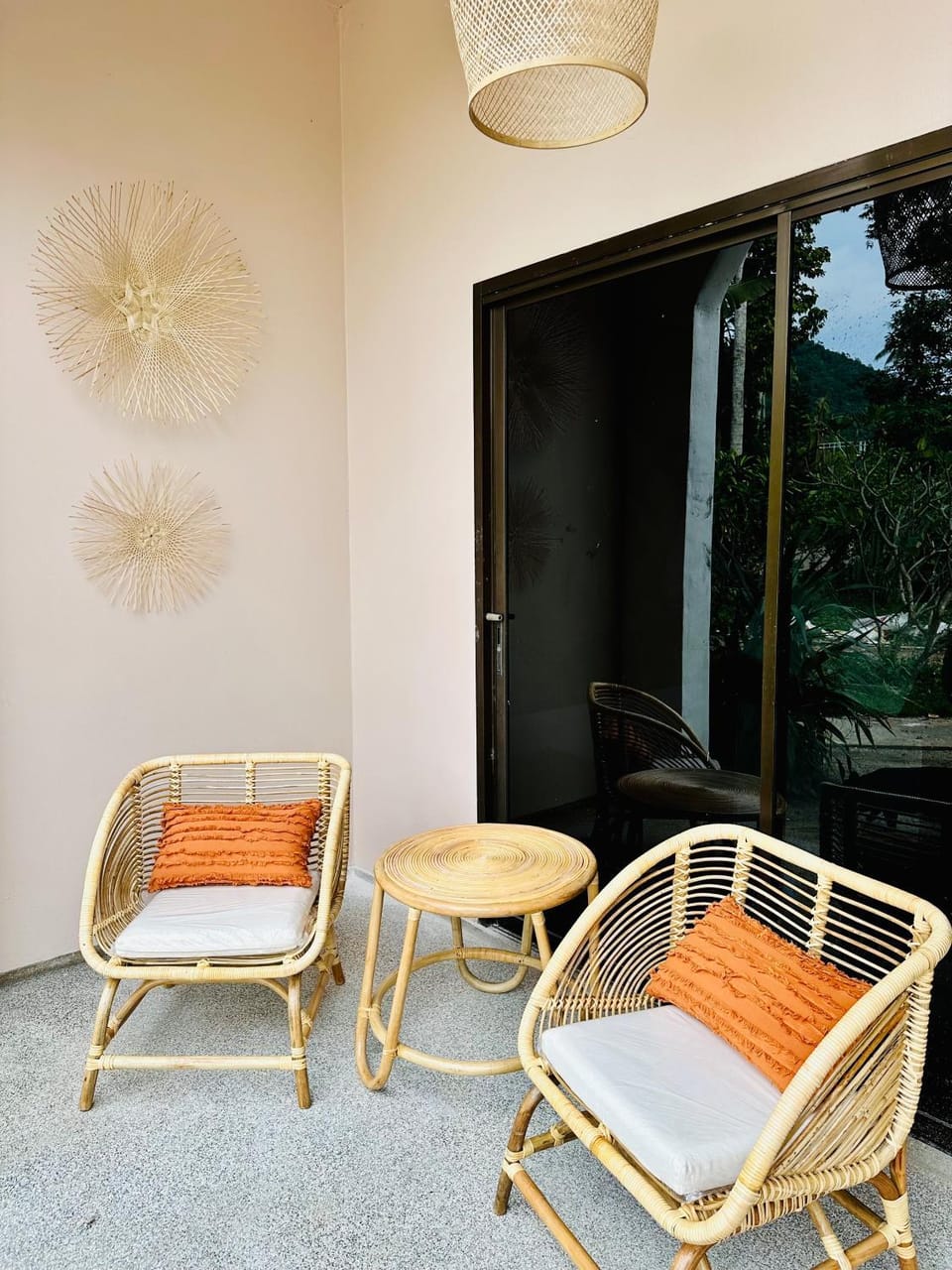 Patio, sunbed