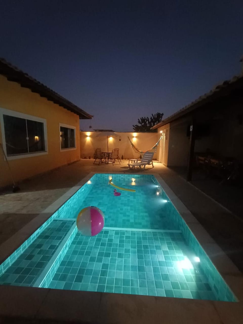Night, Pool view, Swimming pool, sunbed