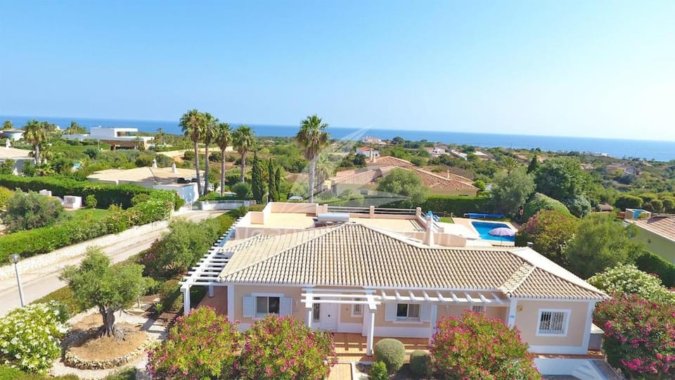 Villa Miguel Villa in Ferragudo