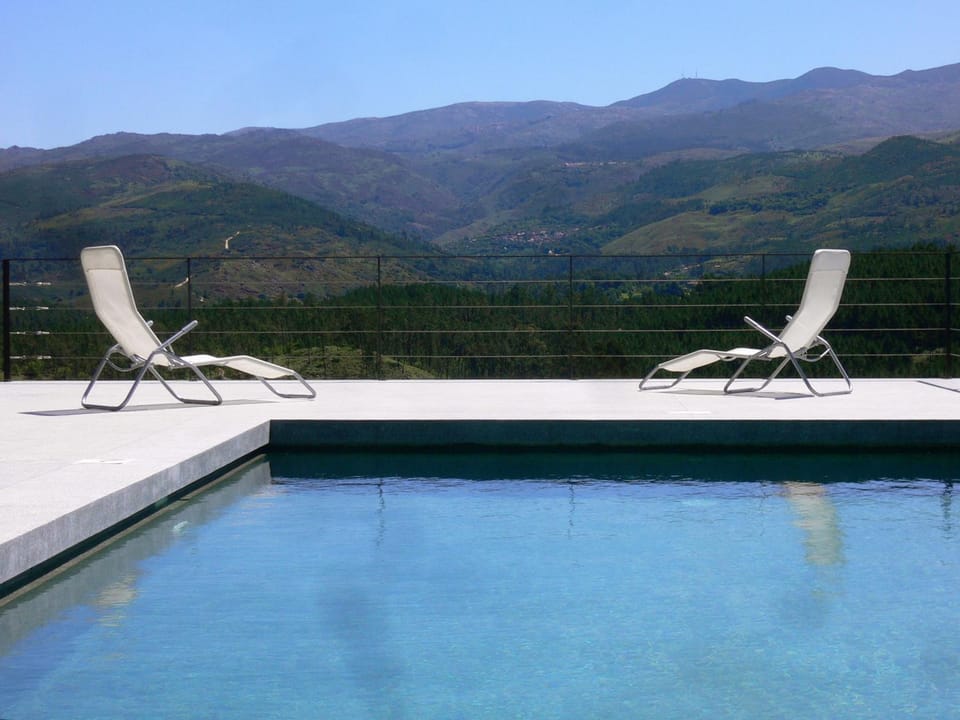 Natural landscape, Mountain view, Pool view, Swimming pool, sunbed