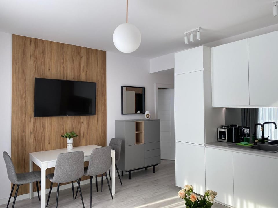 TV and multimedia, Coffee/tea facilities, Kitchen or kitchenette, Dining area