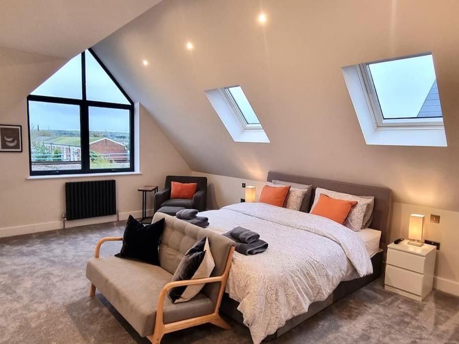 Brand New, Stunning Beachside House House in City of Canterbury