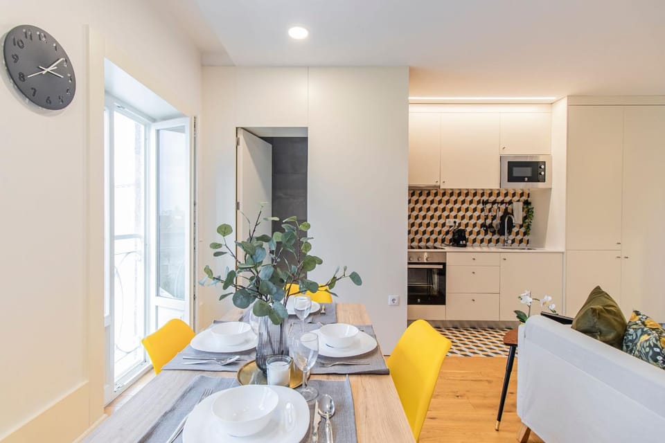 Rodrigues de Freitas 391 by LovelyStay Apartment in Porto