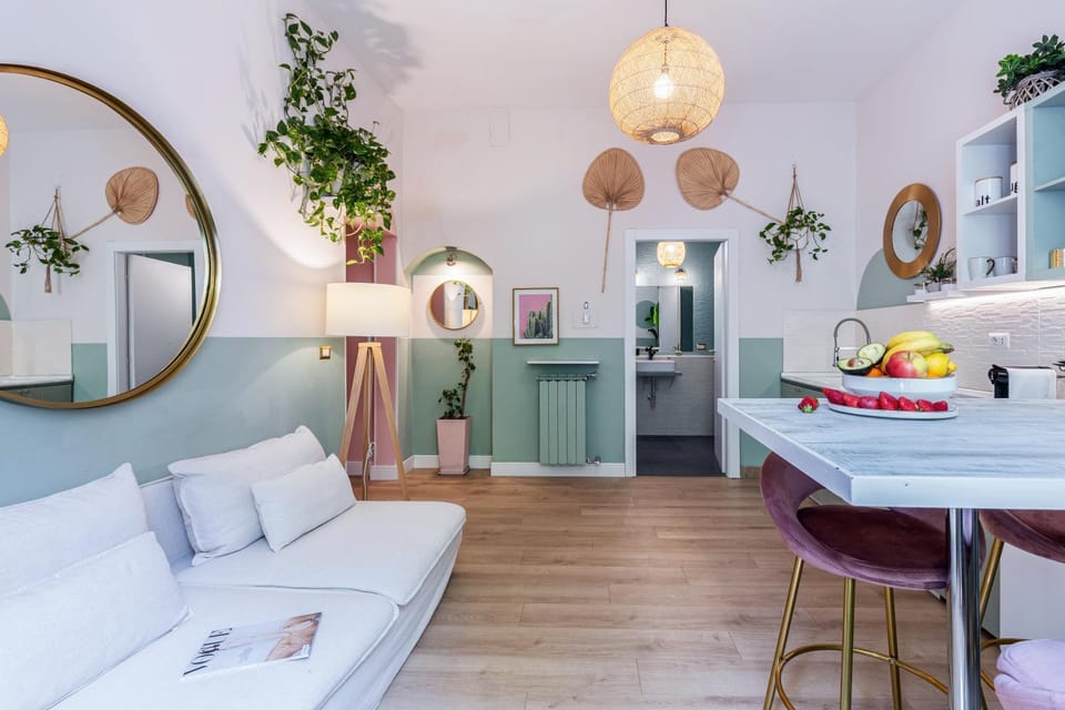 THE 38 HOME l Homkeey Luxury Apartment I Colosseum Apartment in Rome