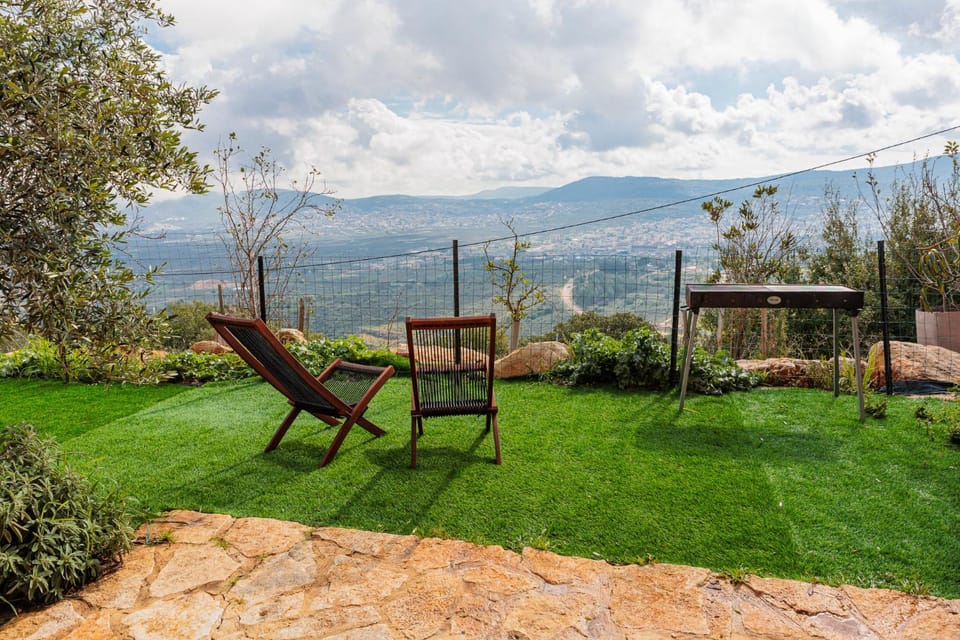 Natural landscape, Garden, View (from property/room), View (from property/room), Garden view, Mountain view, Mountain view, sunbed, sunbed
