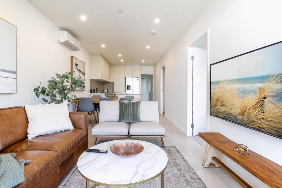 Elegant 2-Bed Apartment with Stunning Views Apartment in Batemans Bay