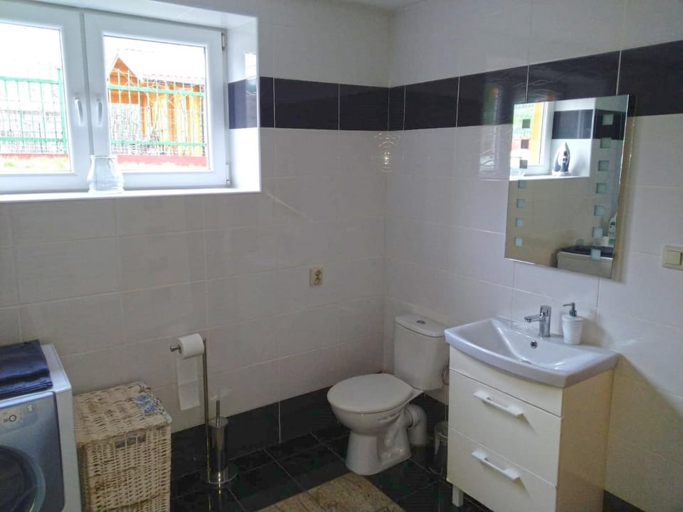 Toilet, Bathroom