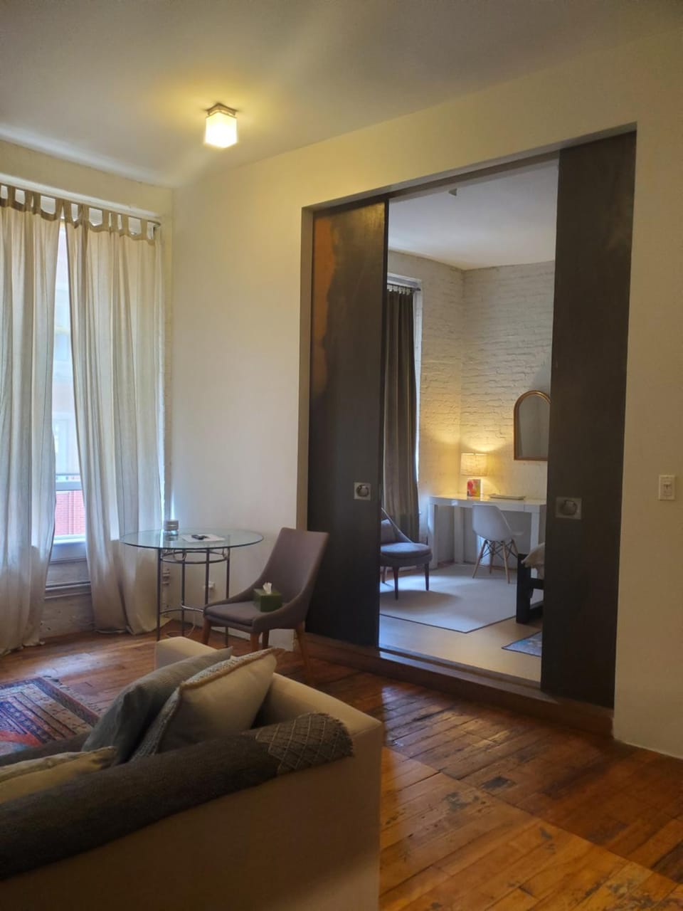 Beach Street Loft Apartment in South Boston
