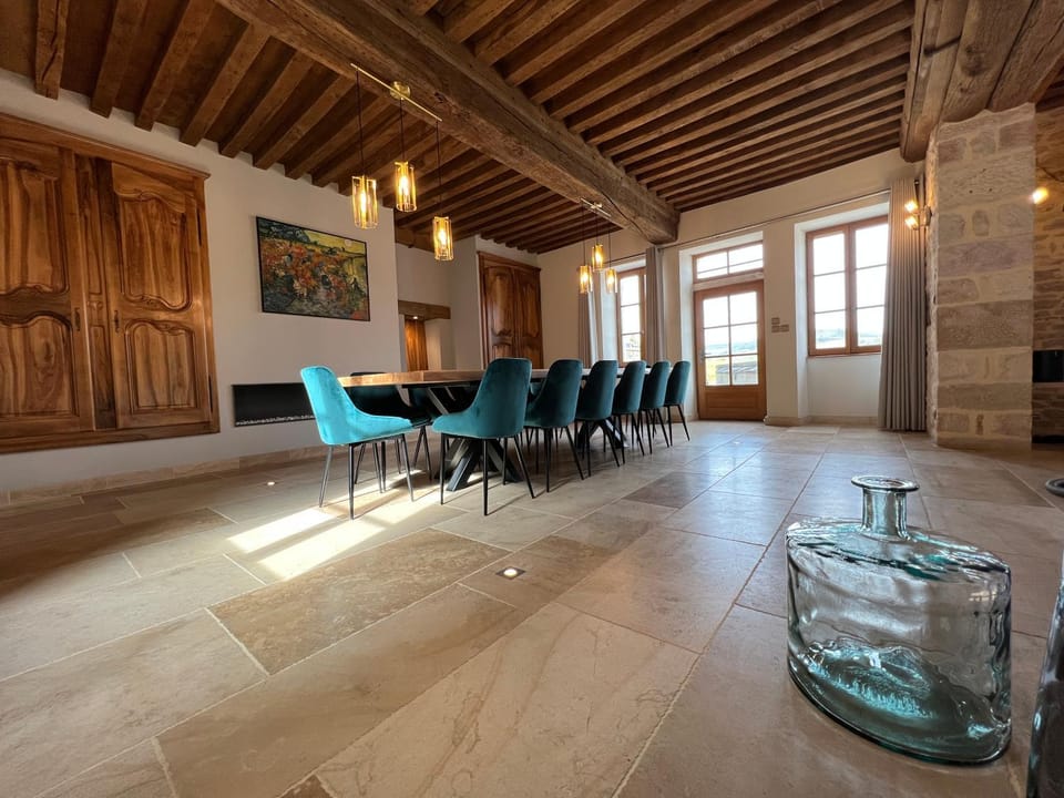 La Bastide De Chassagne-Montrachet House in Bourgogne-Franche-Comté