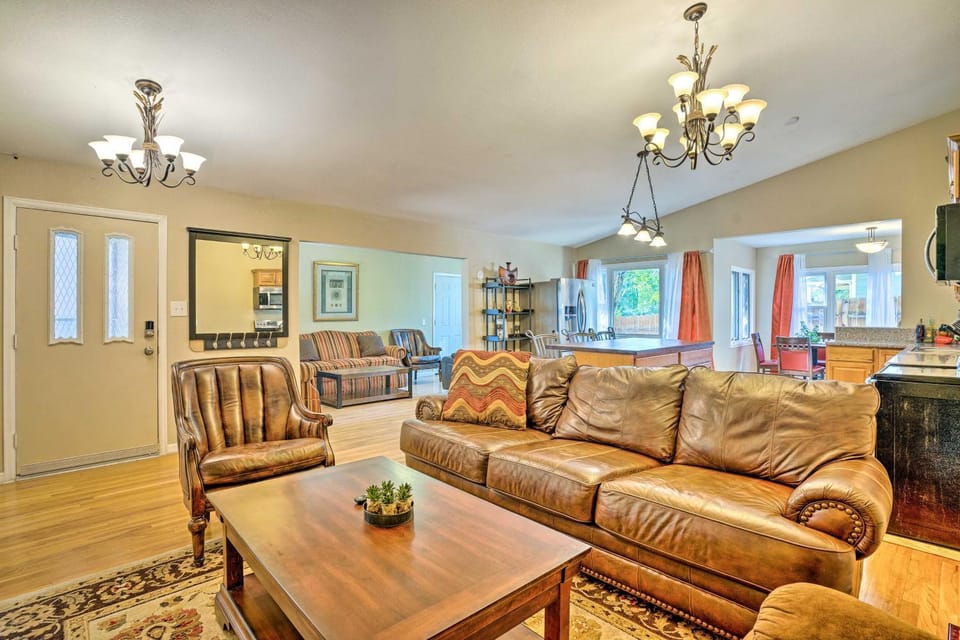 Family-Friendly Home 2 Mi to Dtwn Colorado Springs House in Colorado Springs