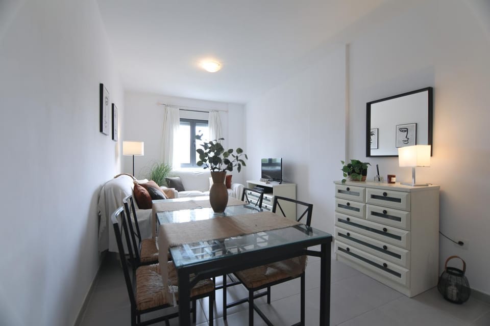 Kitchen or kitchenette, Living room, Photo of the whole room, Seating area, Dining area