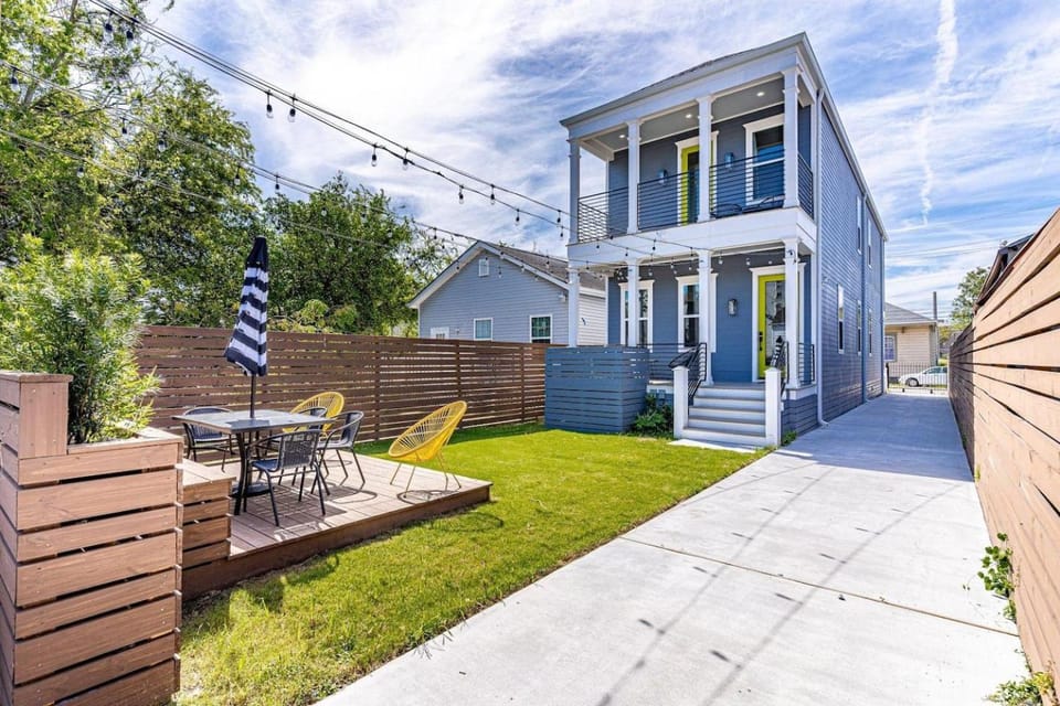 Mid-City retreat w Superdome views & balcony House in New Orleans