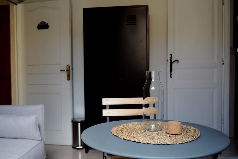 Quiet nest with terrace in the city center Apartment in Avignon
