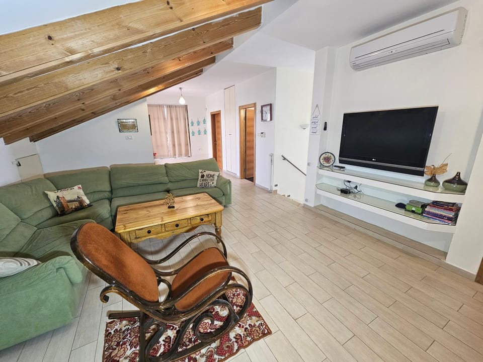 Adorable 3 bedroom Brenner "Hill" suite Apartment in Center District