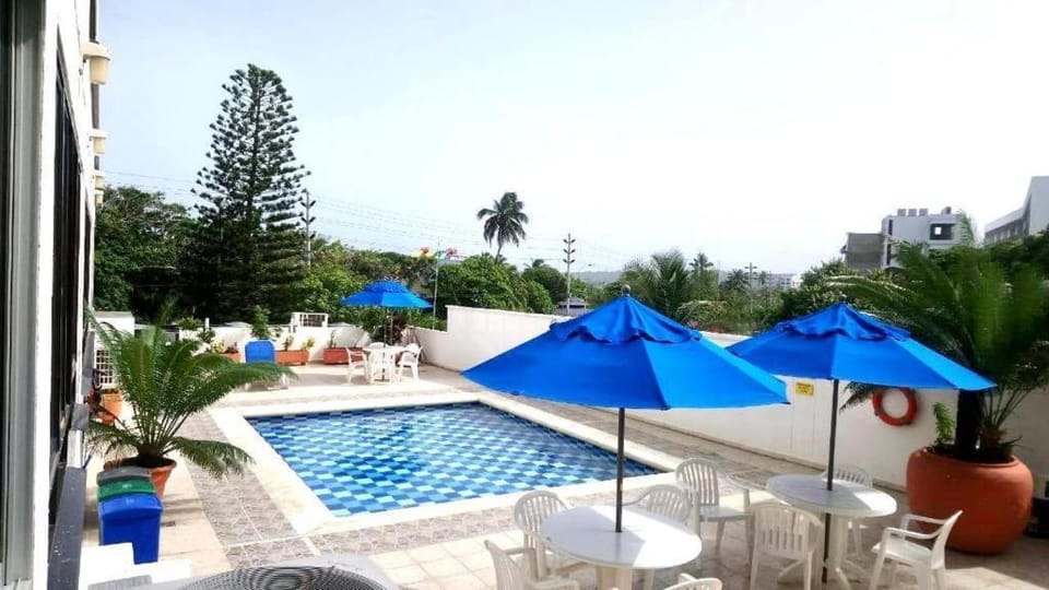 Pool view, Swimming pool