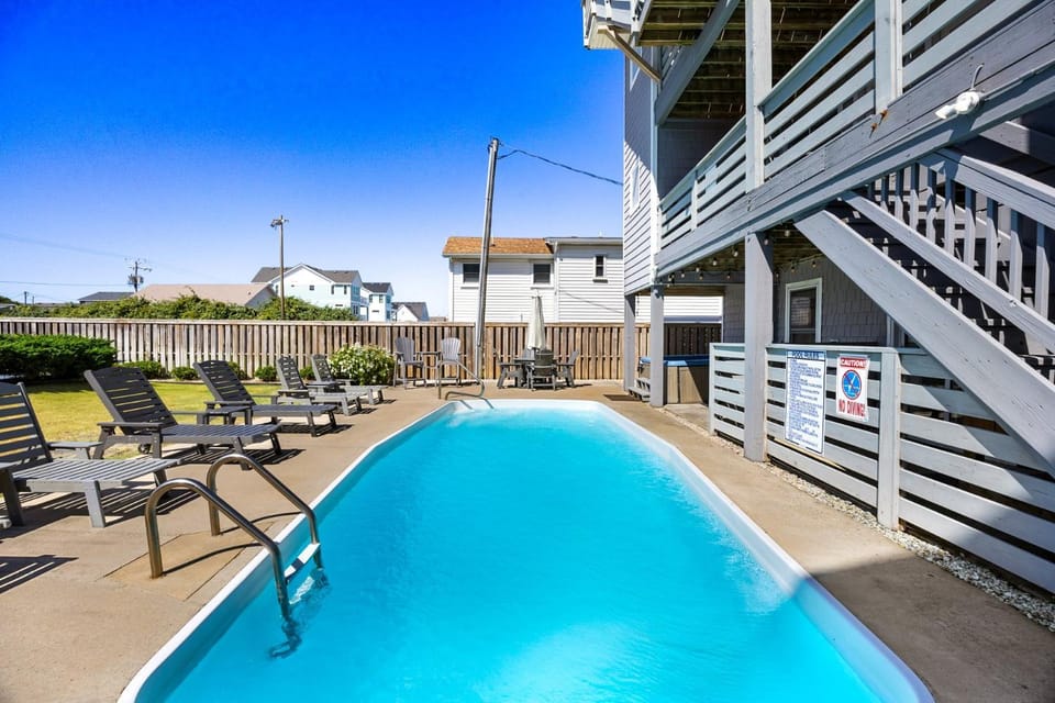 5213 - Sandy Feet Retreat House in Kill Devil Hills