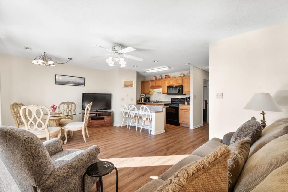 217 B1 Grand Palm Resort House in Surfside Beach