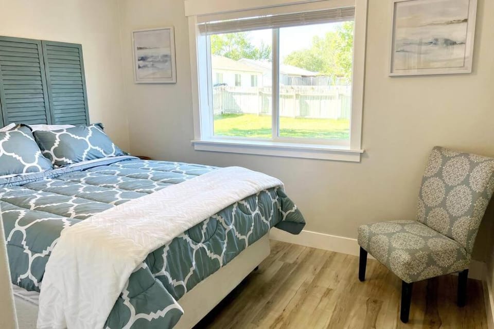 Guest Suites 1996 #3 - Cozy 1 bedroom 1 bath suite Apartment in Idaho Falls