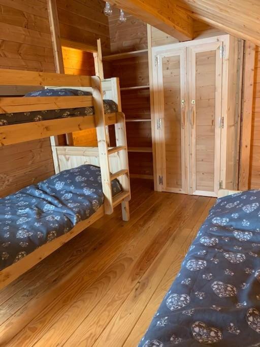 Chalet savoyard indépendant Chalet in Auvergne-Rhône-Alpes