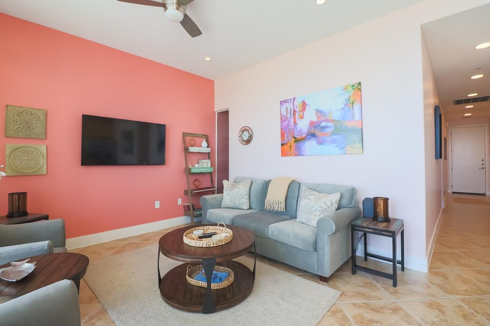 Western Waves Dreamy Diamond Beach Condo - Mind-blowing Views Amenities Apartment in Diamond Beach